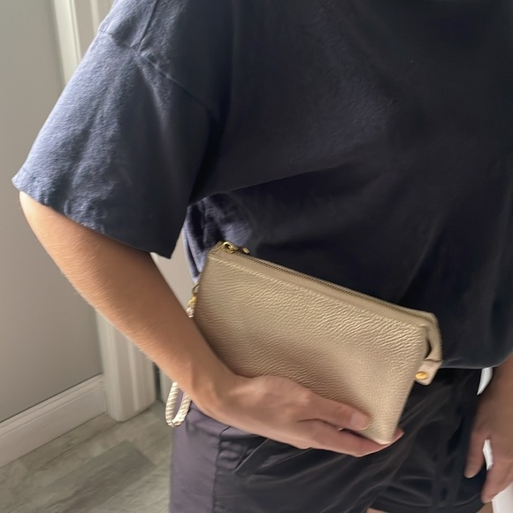 Gold Research & Design wristlet purse / wallet - Picture 11 of 14